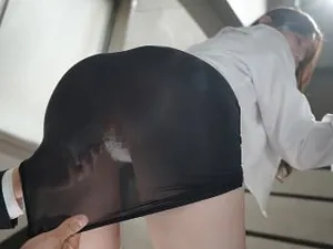 Bunny Colby là diễn viên phim...