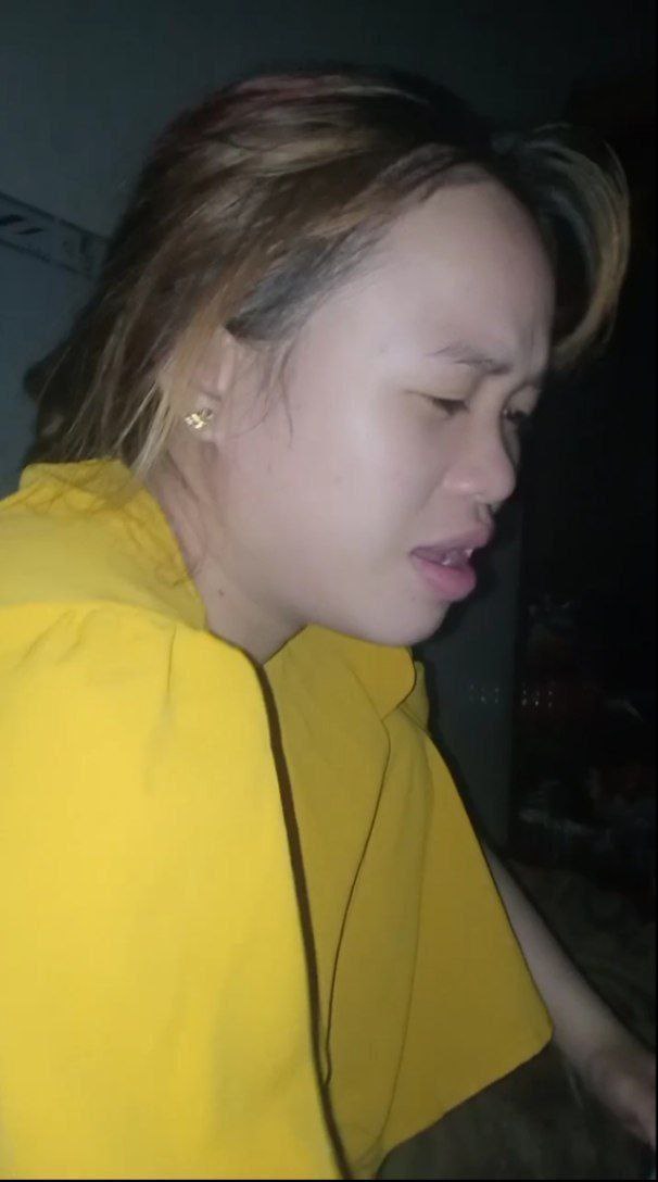 Gái xinh và buổi photoshoot bán khỏa thân