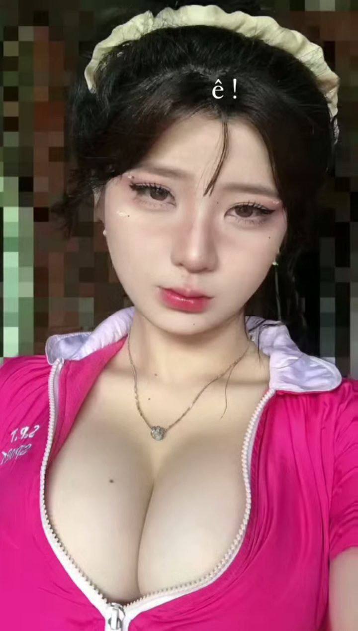 Cô chủ nhà xinh đẹp và cậu thanh niên đi thuê nhà may mắn